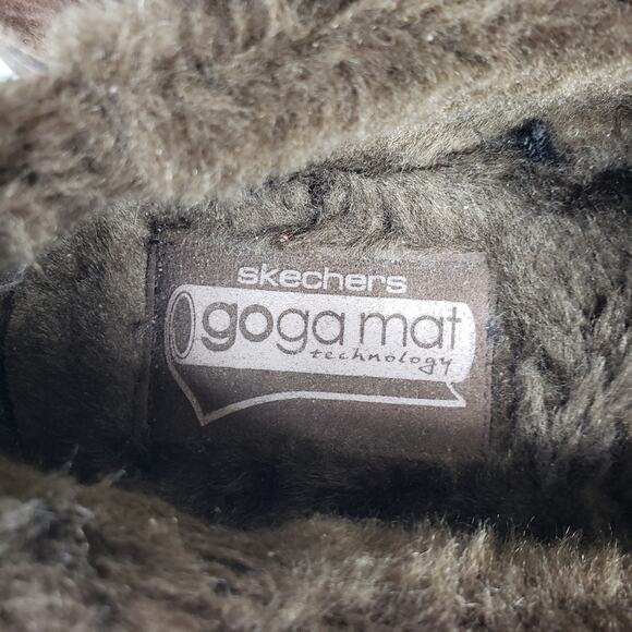 Skechers Performance Goga Mat Technology Go Step Velvety Suede Shoe - Picture 9 of 11